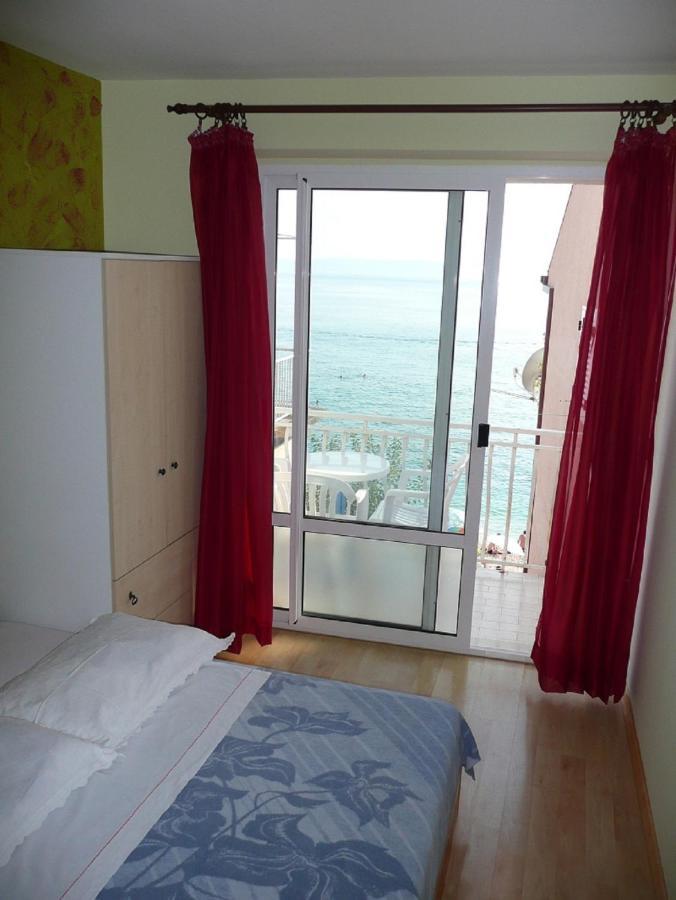 Apartmani Drazena Podgora Exterior photo